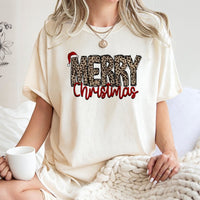 Santa Hat Holiday Shirt, Leopard Print Merry Christmas T-Shirt, Retro Xmas Graphic Tee, Festive Winter Holiday T-Shirt