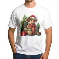 Santa Hat Baby Cow T-Shirt, Highland Cow Christmas Shirt, Festive Farmhouse Graphic Tee, Adorable Holiday Animal Lover T-Shirt, Xmas Present