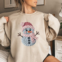 Yarn Knit Texture Graphic Holiday Sweater, Adorable Snowman Sweatshirt, Comfy Christmas Crewneck, Winter Season Aesthetic Pullover