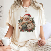 Adorable Vintage Christmas Kittens Graphic Tee, Santa Claus Cats T-Shirt, Retro Holiday Cat Lover Shirt, Festive Winter Cat T-Shirt, Xmas Present