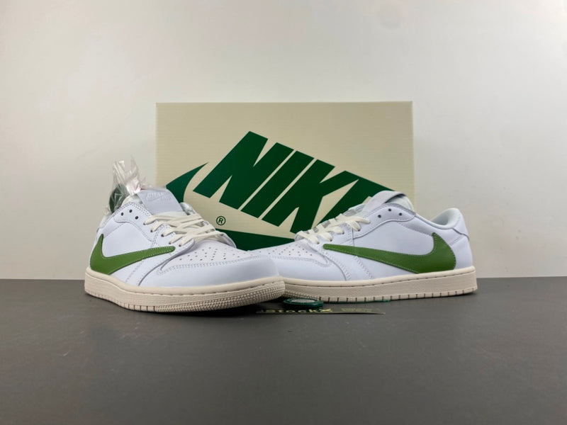 Low Top Sneakers, White Green Colorway, Reverse Hook Design, Lace Up Design, Casual Gift for Sneaker Fans