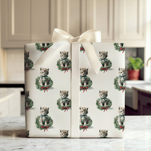 Tabby Cat Wreath Gift Wrap, Vintage Kitten Christmas Wrapping Paper, Retro Feline Holiday Wrapping Paper, Cat Lover Xmas Gift