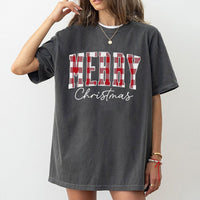 Red Plaid Buffalo Check Holiday Tee, Merry Christmas T-Shirt, Vintage Festive Typography Graphic Shirt, Comfy Xmas Apparel Present