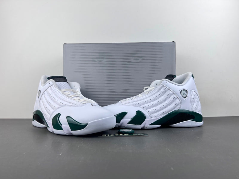 Retro Low Top Sneakers, White Green Colorway, Lace Up Design, Casual Gift for Sneaker Fans