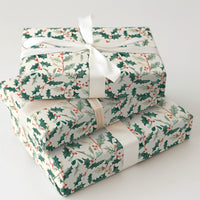 Traditional Christmas Gift Wrap, Watercolor Holly Berries Wrapping Paper, Botanical Winter Holiday Wrapping Paper, Festive Gift Wrap Roll