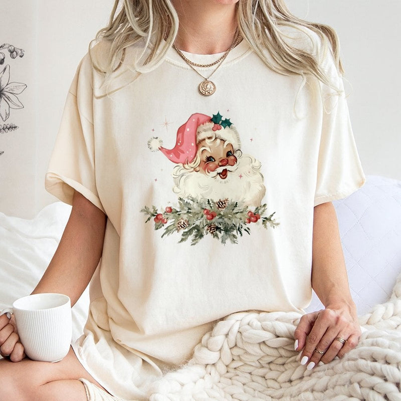 Retro Santa Claus Graphic Tee, Vintage Santa Christmas T-Shirt, Nostalgic Holiday Winter Shirt, Festive Xmas Party Top, Holiday Present Tee