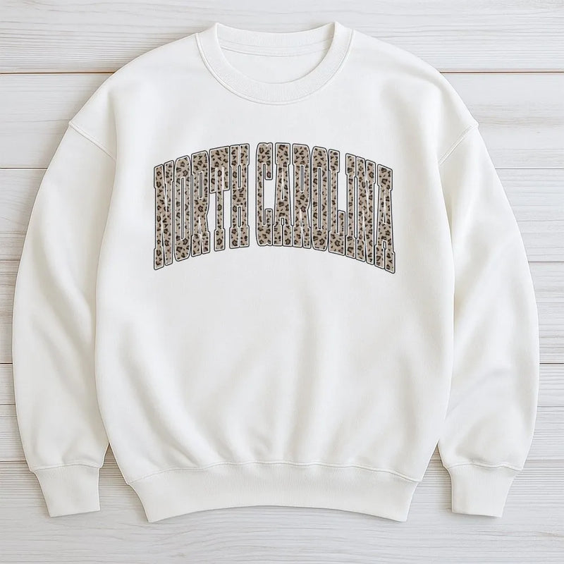 Leopard Print Christmas Mama Sweatshirt, Mama Claus Sweatshirt, Retro Mama Claus Crewneck, Holiday Mama Pullover, Christmas Present for Mom
