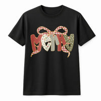 Adorable Holiday Bow Graphic Tee, Merry Christmas Coquette Bow T-Shirt, Preppy Aesthetic Xmas Shirt, Festive Christmas Tee, Present for Women