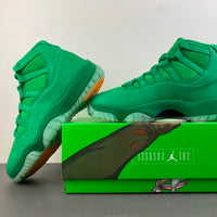 Retro Low Top Sneakers, Green Colorway, Suede Footwear, Lace Up Design, Casual Gift for Sneaker Fans