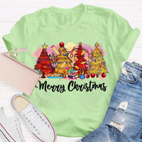Festive Holiday Tree Graphic Tee, Merry Christmas Colorful Tree T-Shirt, Retro Xmas Tree Shirt, Winter Holiday Apparel, Christmas Tree Present