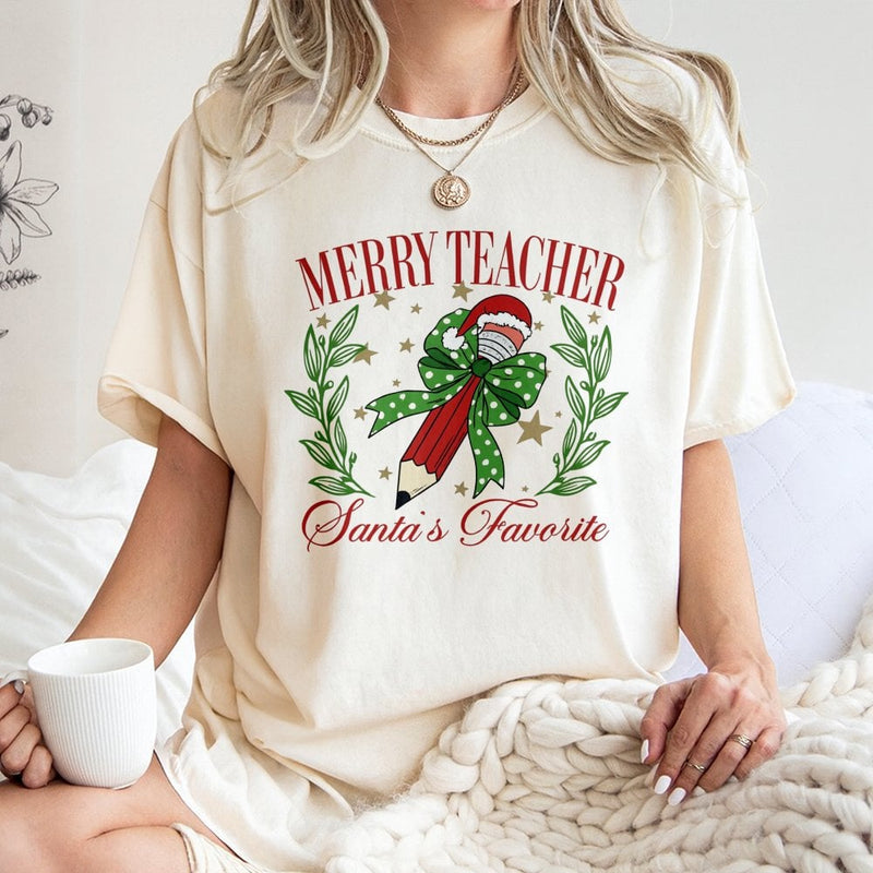 Santas Favorite Pencil Graphic Tee, Merry Teacher T-Shirt, Adorable Holiday Educator Shirt, School Christmas Party Graphic T-Shirt