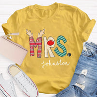 Custom Name Classic Holiday Graphic Tee, Personalized Christmas Teacher T-Shirt, Merry Christmas Educator Shirt, Teacher Xmas Present Tee