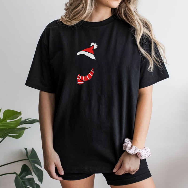 Adorable Santa Hat Pittie Puppy Graphic Tee, Pitbull Christmas T-Shirt, Holiday Dog Mom Dad Shirt, Festive Dog Lover Xmas Graphic Tee