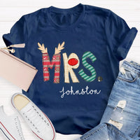 Custom Name Classic Holiday Graphic Tee, Personalized Christmas Teacher T-Shirt, Merry Christmas Educator Shirt, Teacher Xmas Present Tee
