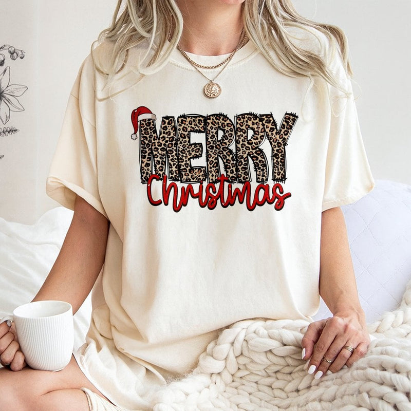 Leopard Print Holiday Shirt, Merry Christmas Leopard T-Shirt, Adorable Animal Print Christmas Tee, Festive Graphic Shirt Present for Women