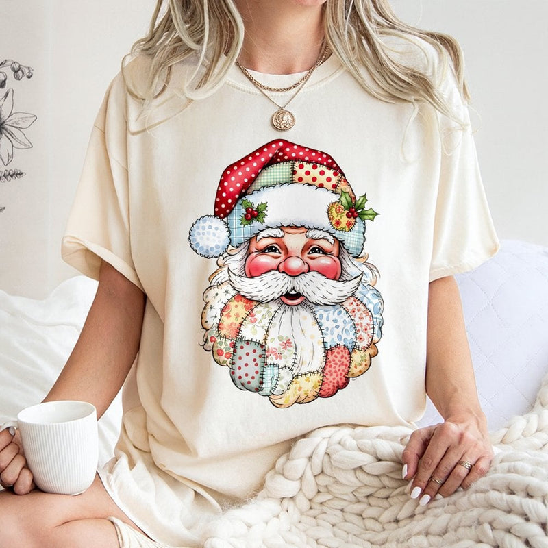 Retro Quilt Pattern Christmas Shirt, Patchwork Santa Claus T-Shirt, Vintage Santa Holiday T-Shirt, Festive Xmas Tee, Winter Holiday Present