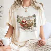 Retro Santa Reindeer T-Shirt, Vintage Santa Sleigh T-Shirt, Nostalgic Santa Christmas Tee, Classic Holiday Graphic T-Shirt, Xmas Fan Present