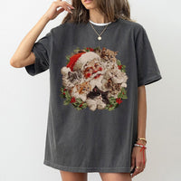 Vintage Cat Wreath Graphic Tee, Santa Claus Kittens Christmas Shirt, Adorable Kitten Holiday T-Shirt, Festive Cat Lover Xmas Shirt, Cat Mom Present