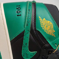 Golf Shoes, Black Green Colorway, Lace Up Design, Casual Gift for Shoe Lovers