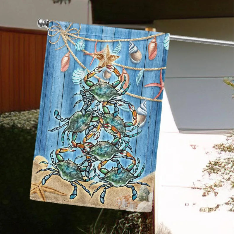 Coastal Holiday Yard Flag, Blue Crab Christmas Tree Garden Flag, Double-Sided Nautical Winter Lawn Flag, Beach House Decor Present