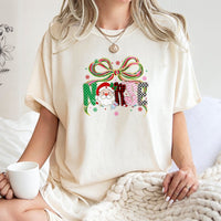Santa Coquette Bow Medical Tee, Christmas Nurse T-Shirt, Adorable Holiday Nurse Shirt, Festive Healthcare Worker T-Shirt, Nurse Present for Her