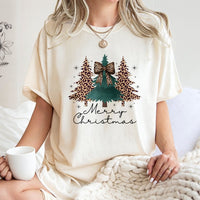 Coquette Bow Holiday Tee, Leopard Print Christmas Tree T-Shirt, Adorable Preppy Xmas Graphic Shirt, Girly Tis the Season Top